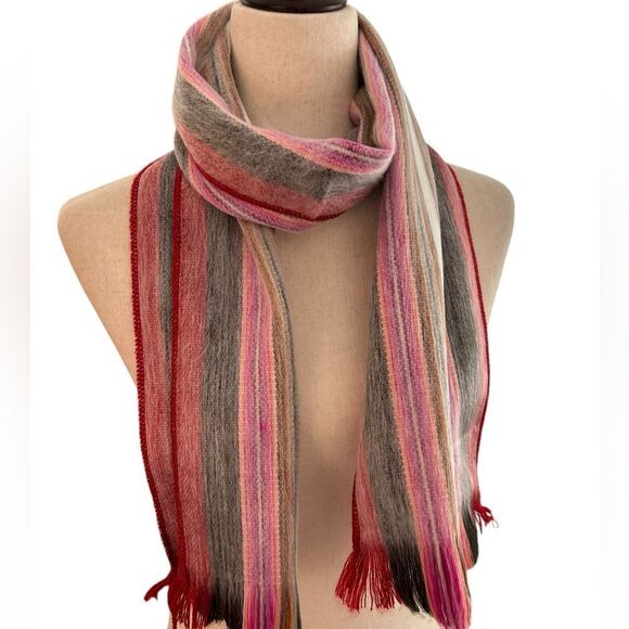 Beautiful alpaca scarf from Ecuador so soft and warm! - Picture 1 of 7